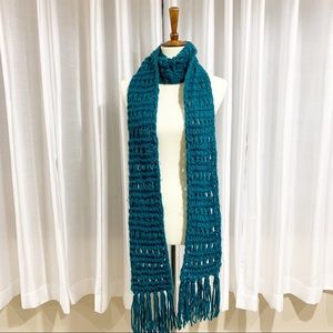 TEAL KNIT SCARF